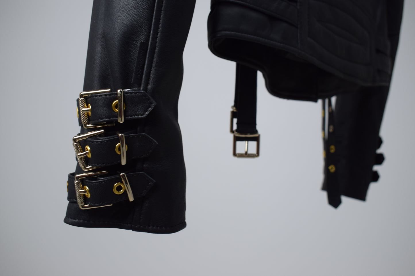 JAWS 3.0: MIXED Gold Hardware / Womens / XXS / Excellent