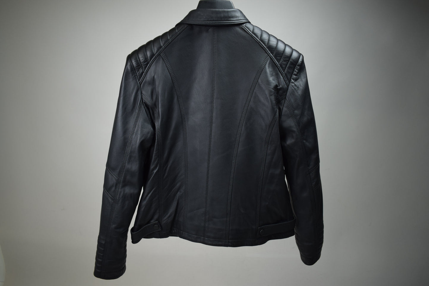 Luna V2: Black Hardware / Womens / XXL / Excellent