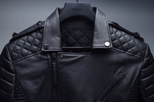 Kay Michaels Coated Cotton 1.0 / Mens / M / Excellent