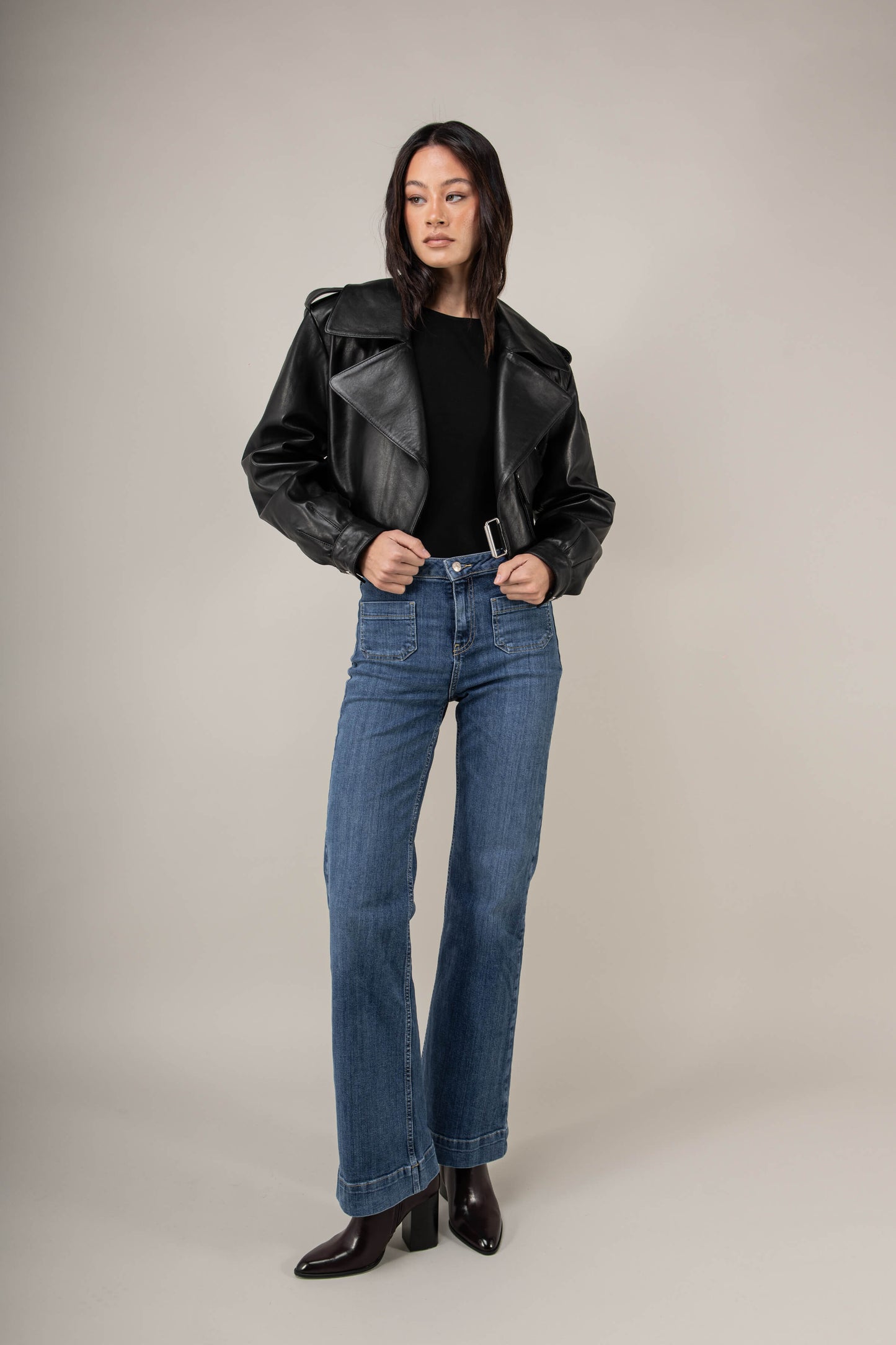 Cropped Blouson Black Leather Jacket