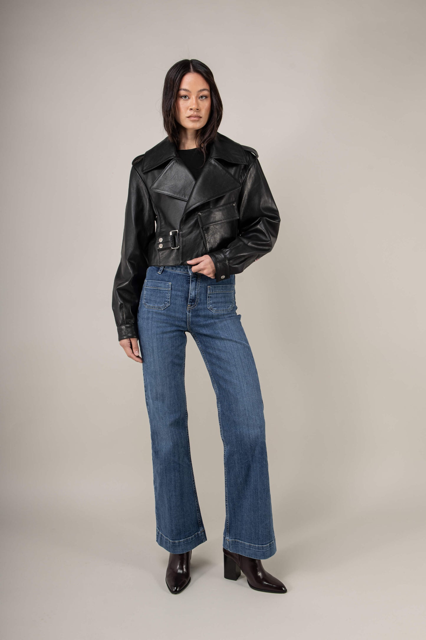 Cropped Blouson Black Leather Jacket