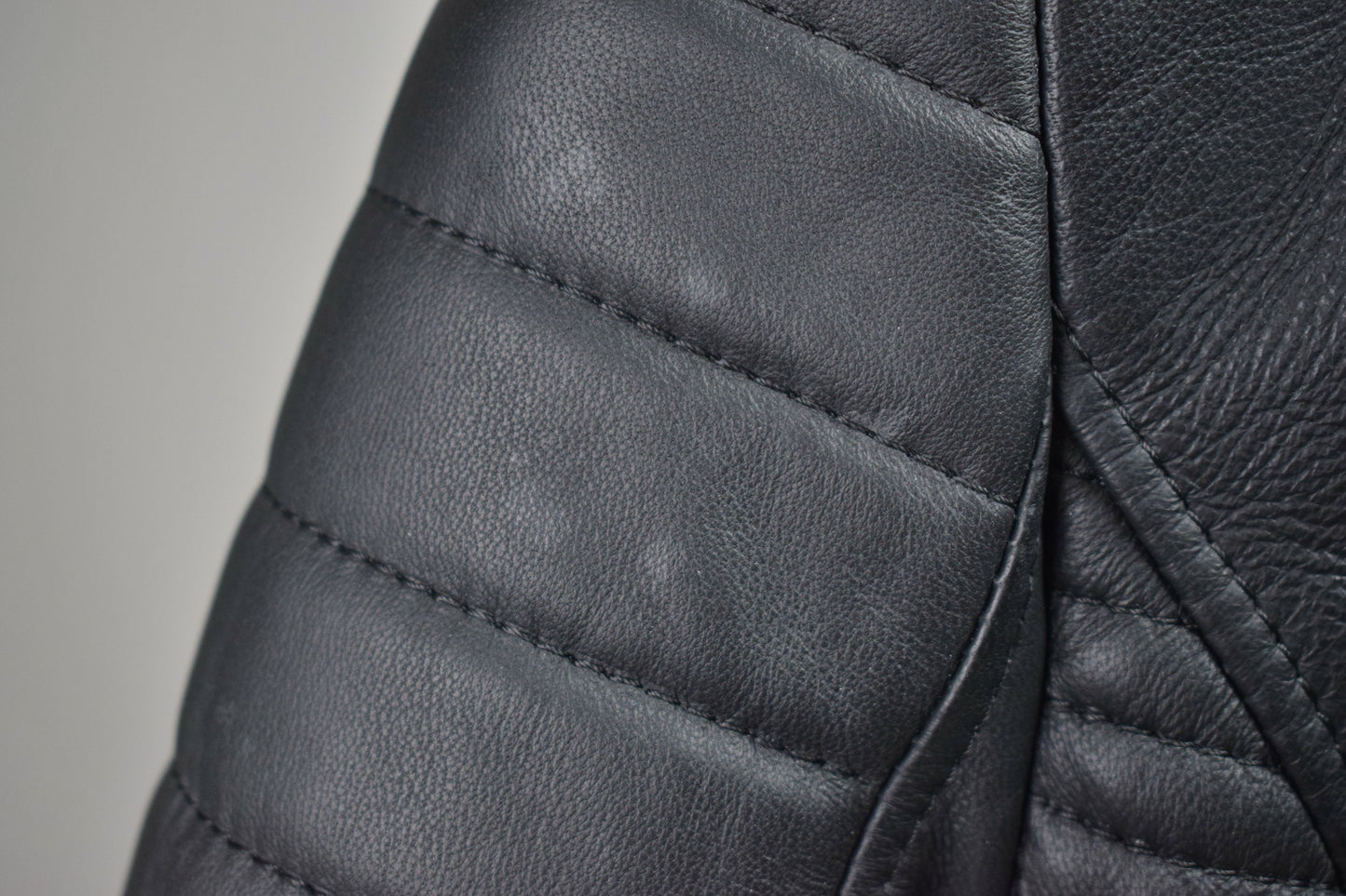 Kay Michaels 3.0: Silver Hardware / Womens / XXXS / Used