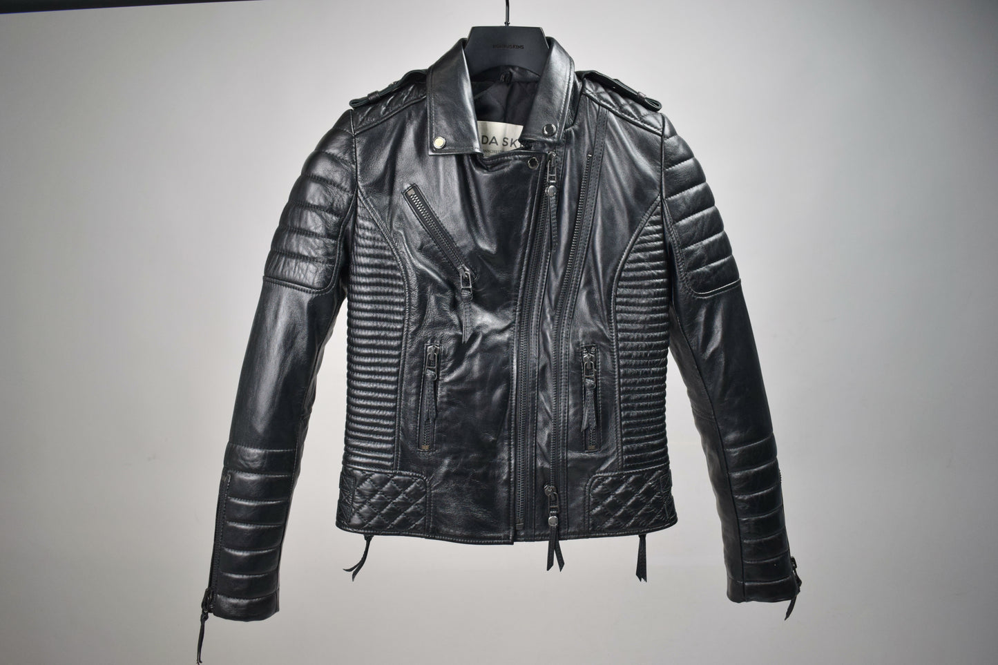 Kay Michaels 2.0: Gun Metal Hardware / Womens / XXS / Good