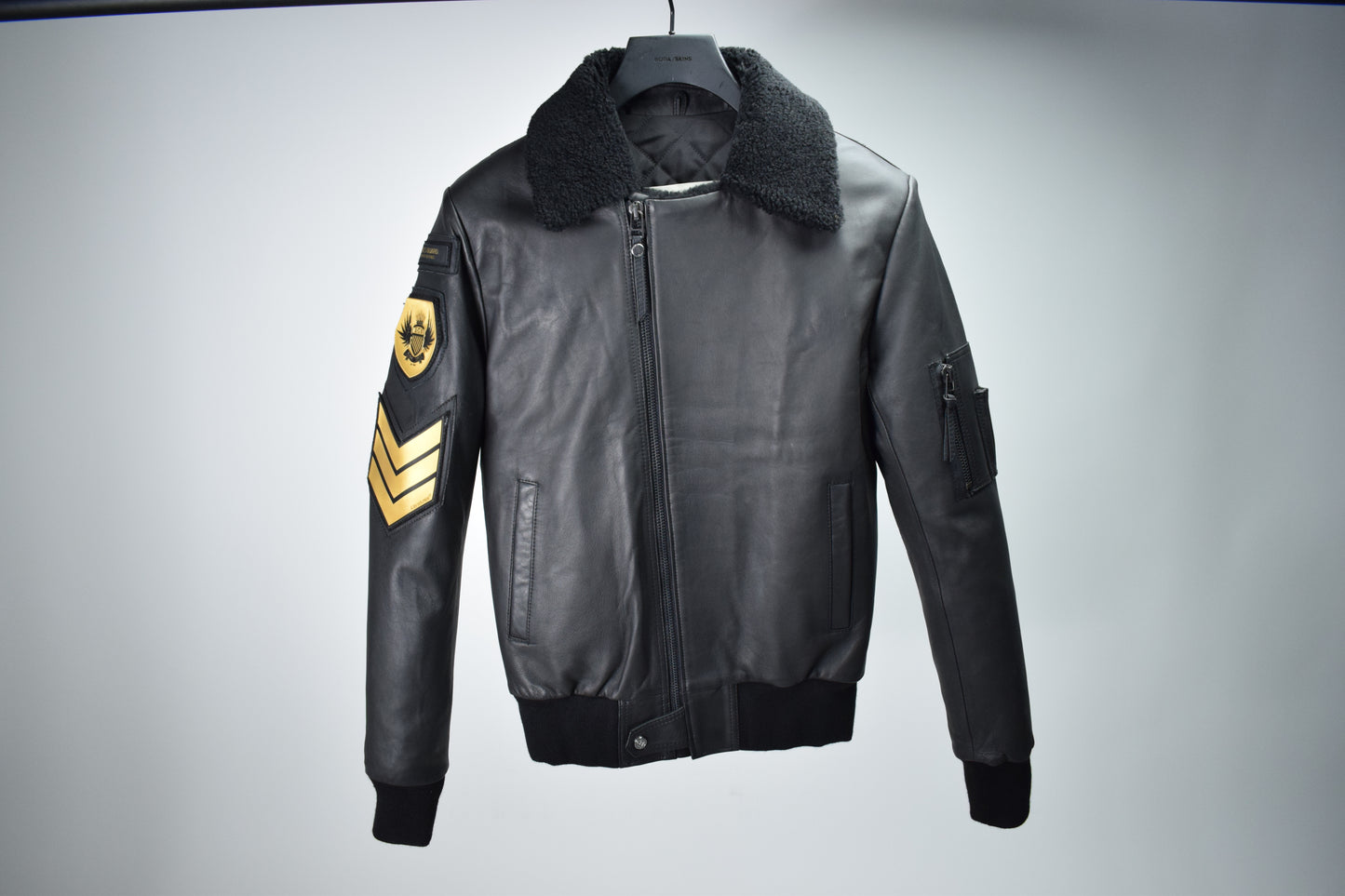 Aviator Queensguard Black Shearling / Mens / XXS / Excellent