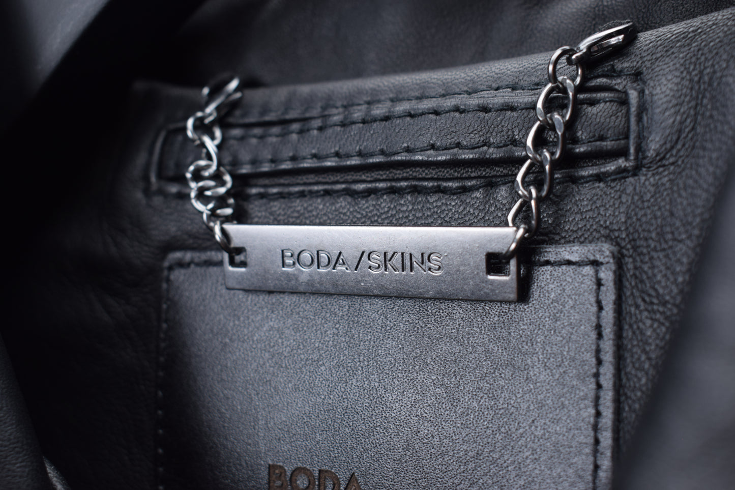 VOYAGER 2.0: Burna Boy Collab / Mens / XXL / Excellent