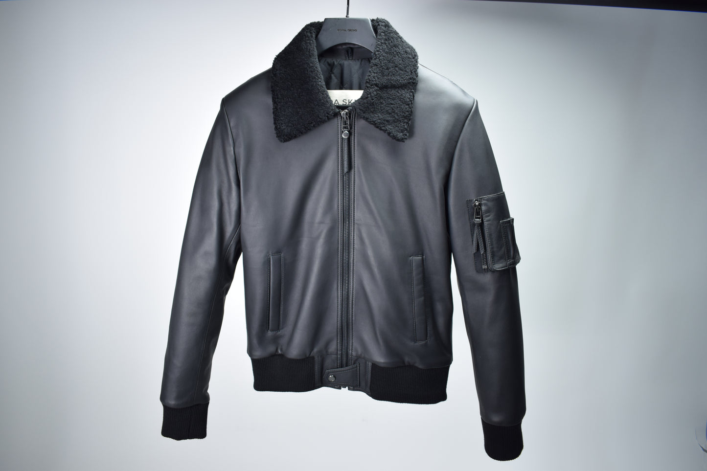 Aviator Bomber Black Shearling / Mens / Multiple sizes / Excellent