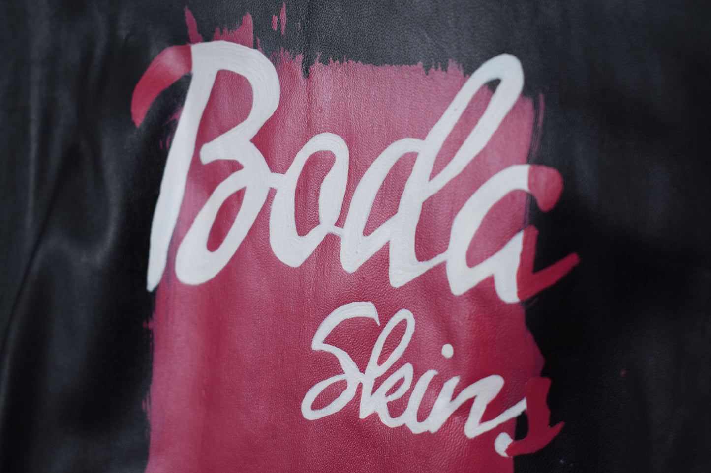 Jaws 3.0: Malibu (Barbie) / Womens / S / Excellent