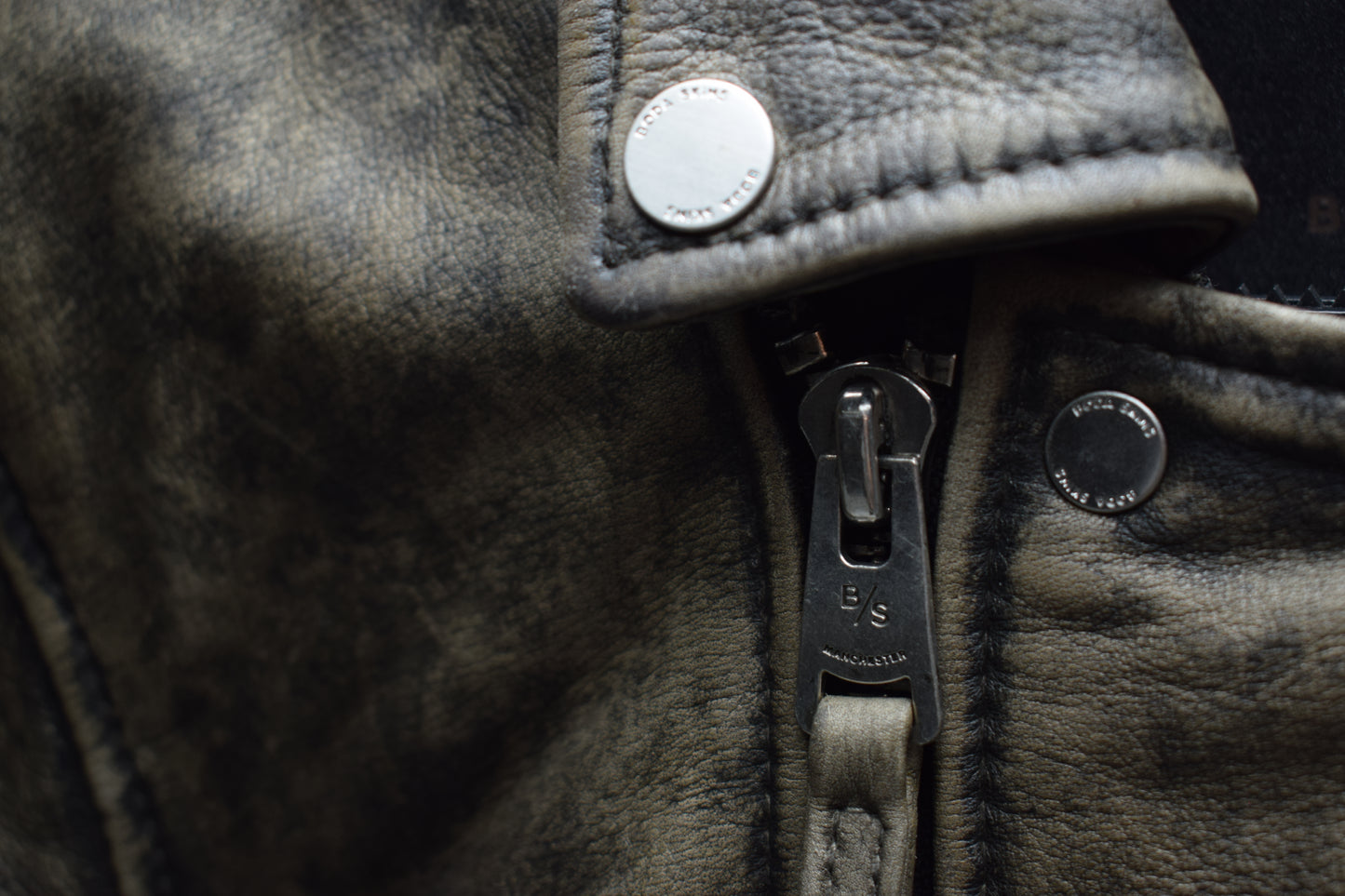 Classic Biker Dirt Khaki Green / Mens / M / Excellent