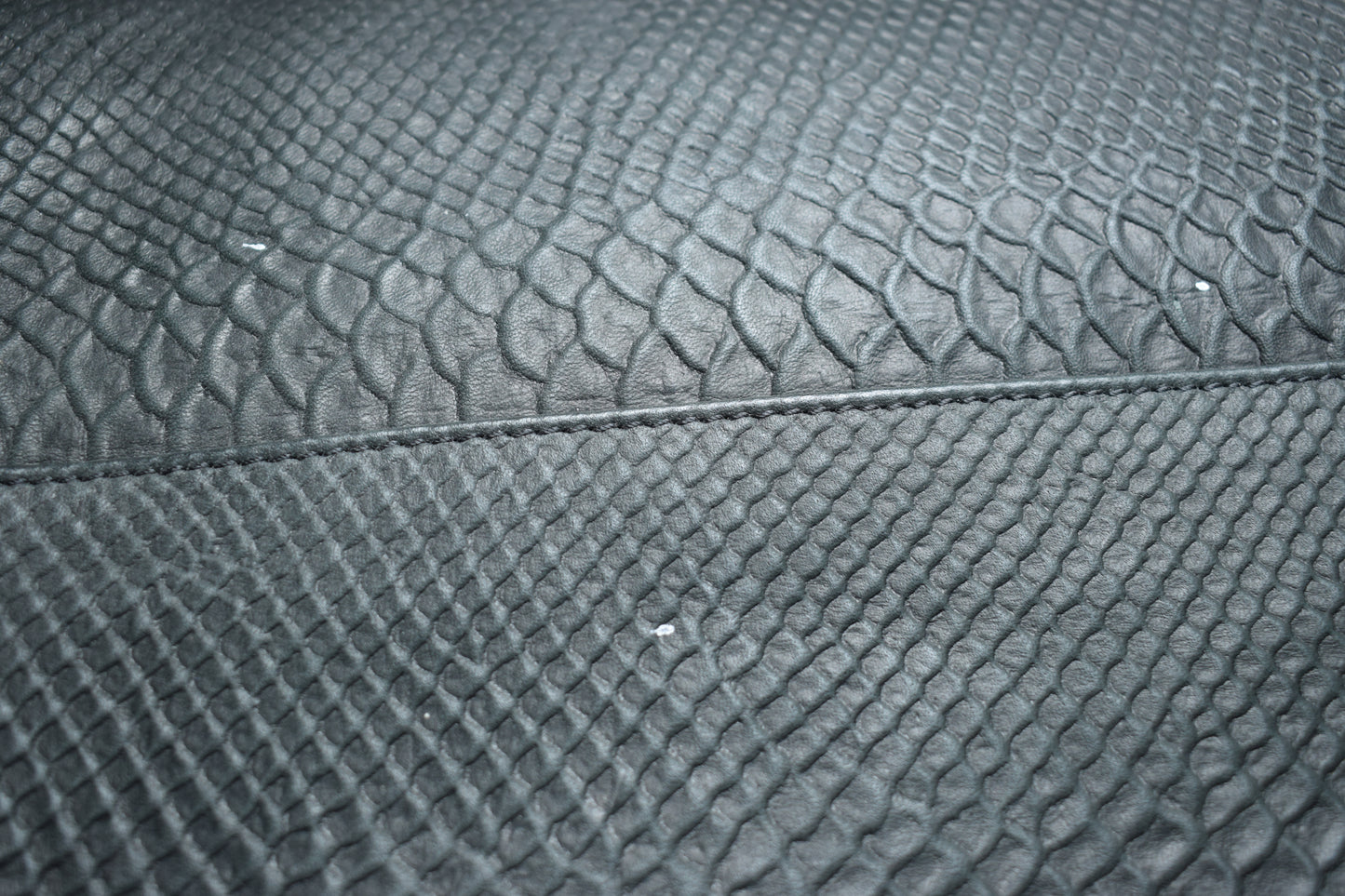 Barrel Bag, Crocodile effect / Unisex / One size / Good