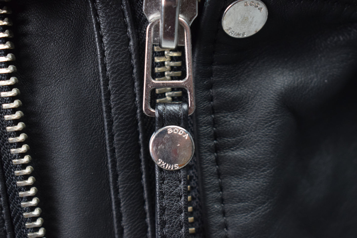 Kay Michaels 2.0: Silver Hardware / Mens / XXS / Damaged