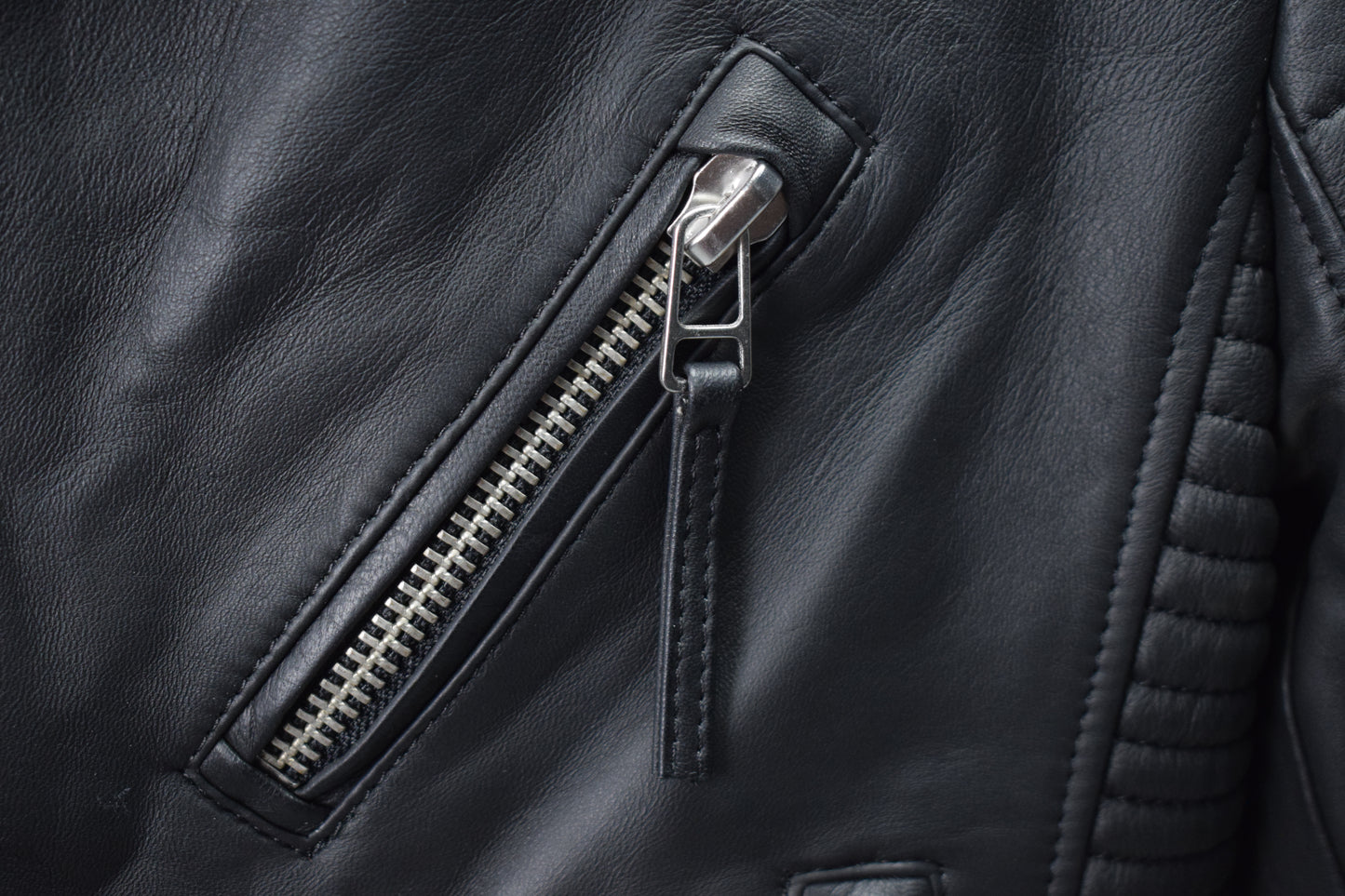 Kay Michaels 2.0: Silver Hardware / Mens / XXS / Damaged