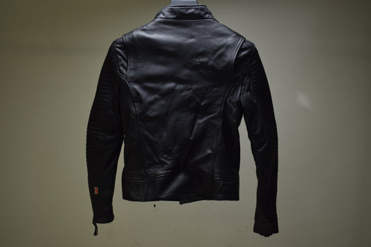 AXL / Womens / S / Heavily damaged