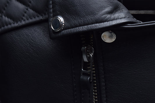 Kay Michaels 2.0 Silver Hardware / Mens / S / Used