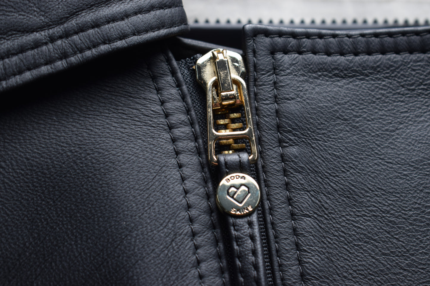 Aviator Bomber Gold Hardware / Mens / XXXL / Excellent