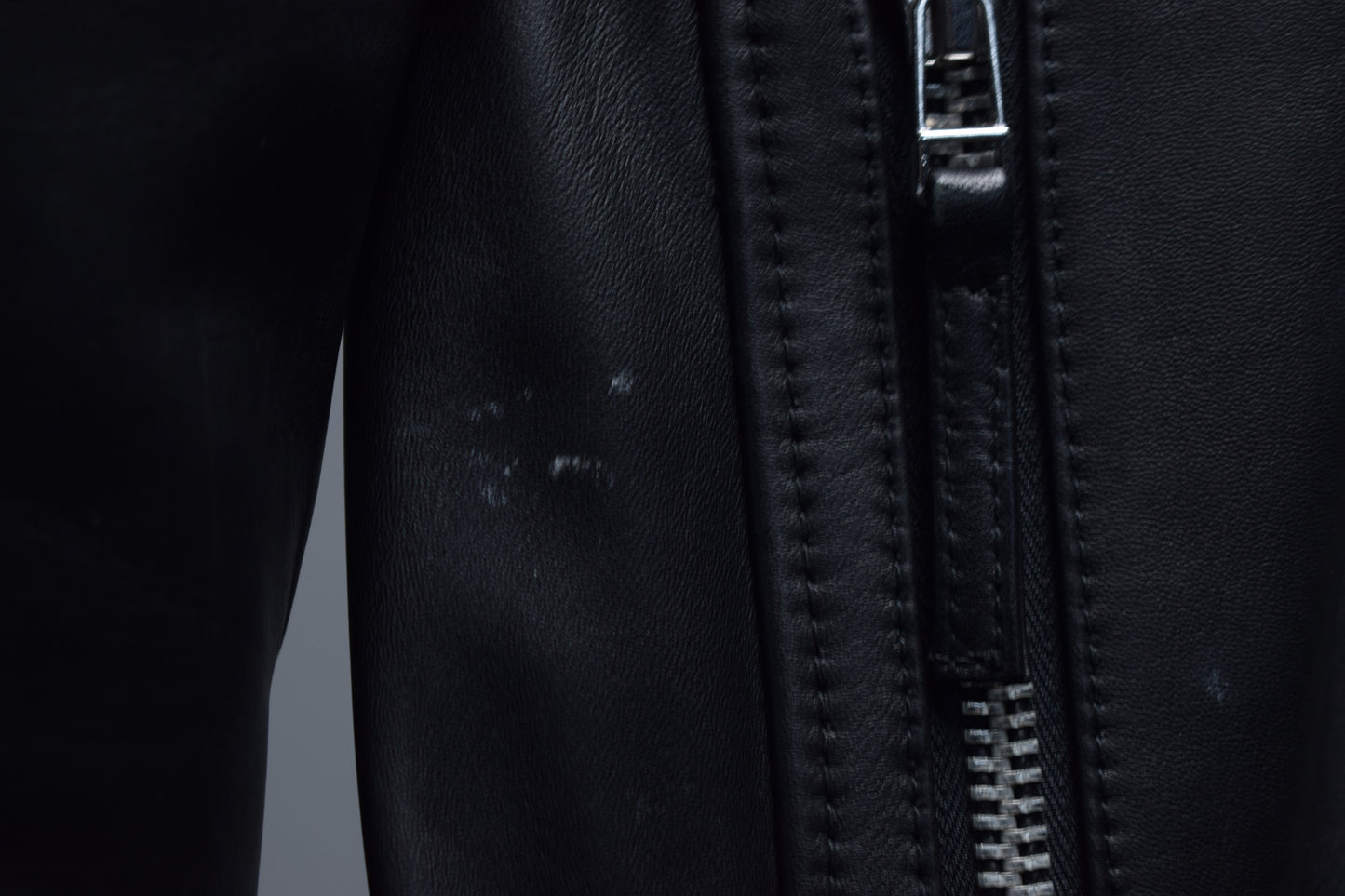 Voyager 2.0  / Mens / M / Heavily Damaged