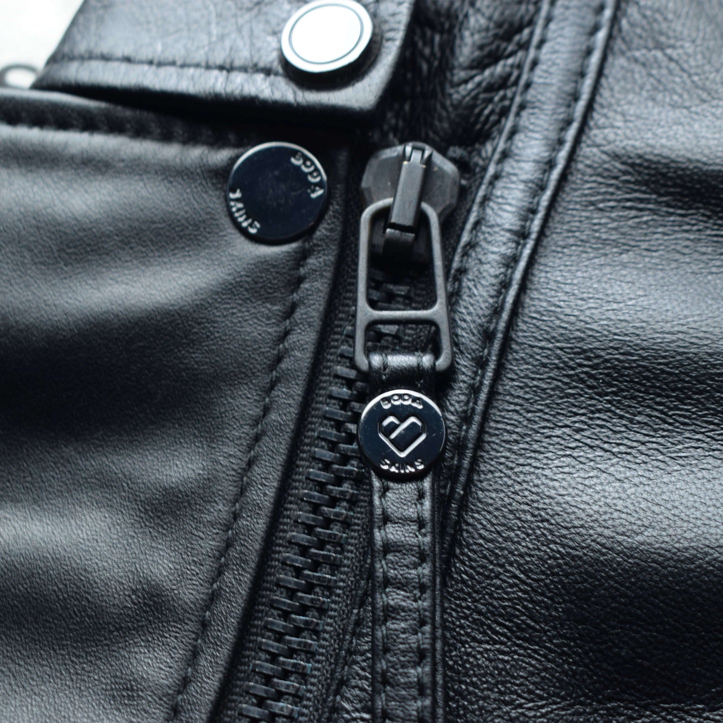 Kay Michaels 2.0: Black Hardware Gloss Leather / Womens / XXS / Fair