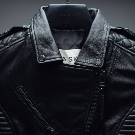 Kay Michaels 2.0: Black Hardware Gloss Leather / Womens / XXS / Fair