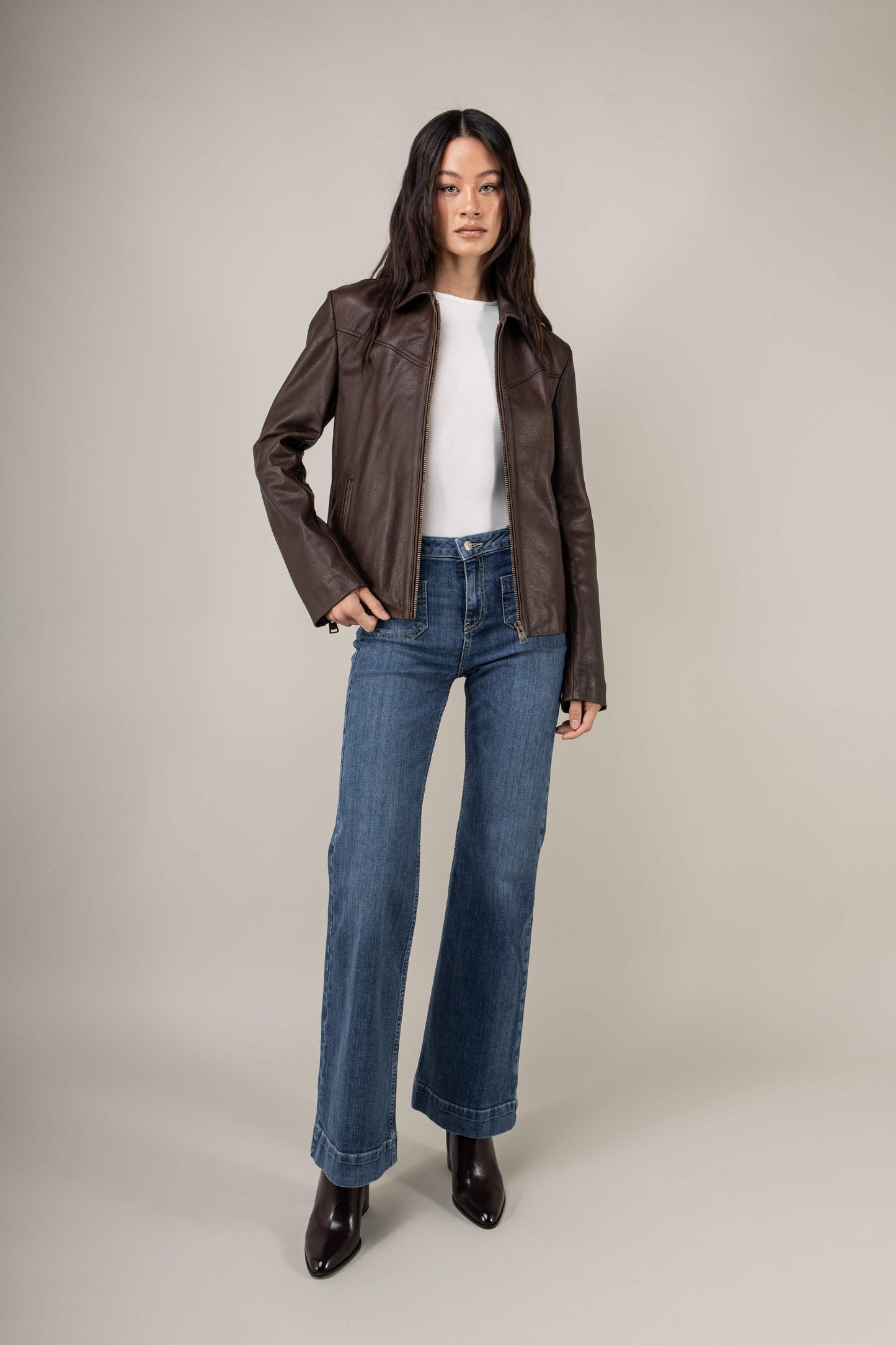 Hendrix: Vintage Brown Leather Jacket (Woman)