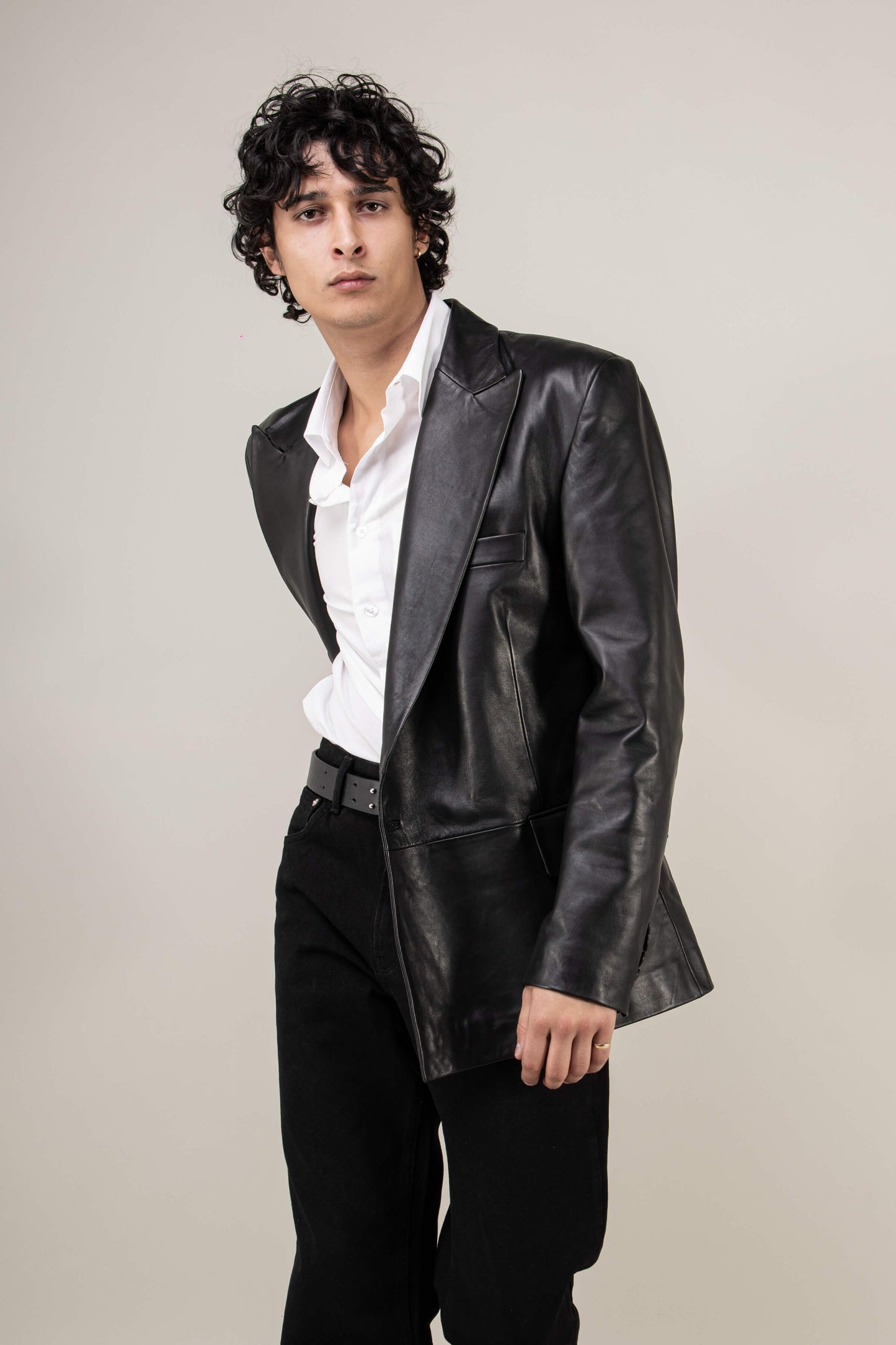 Oversized Leather Blazer (Man)