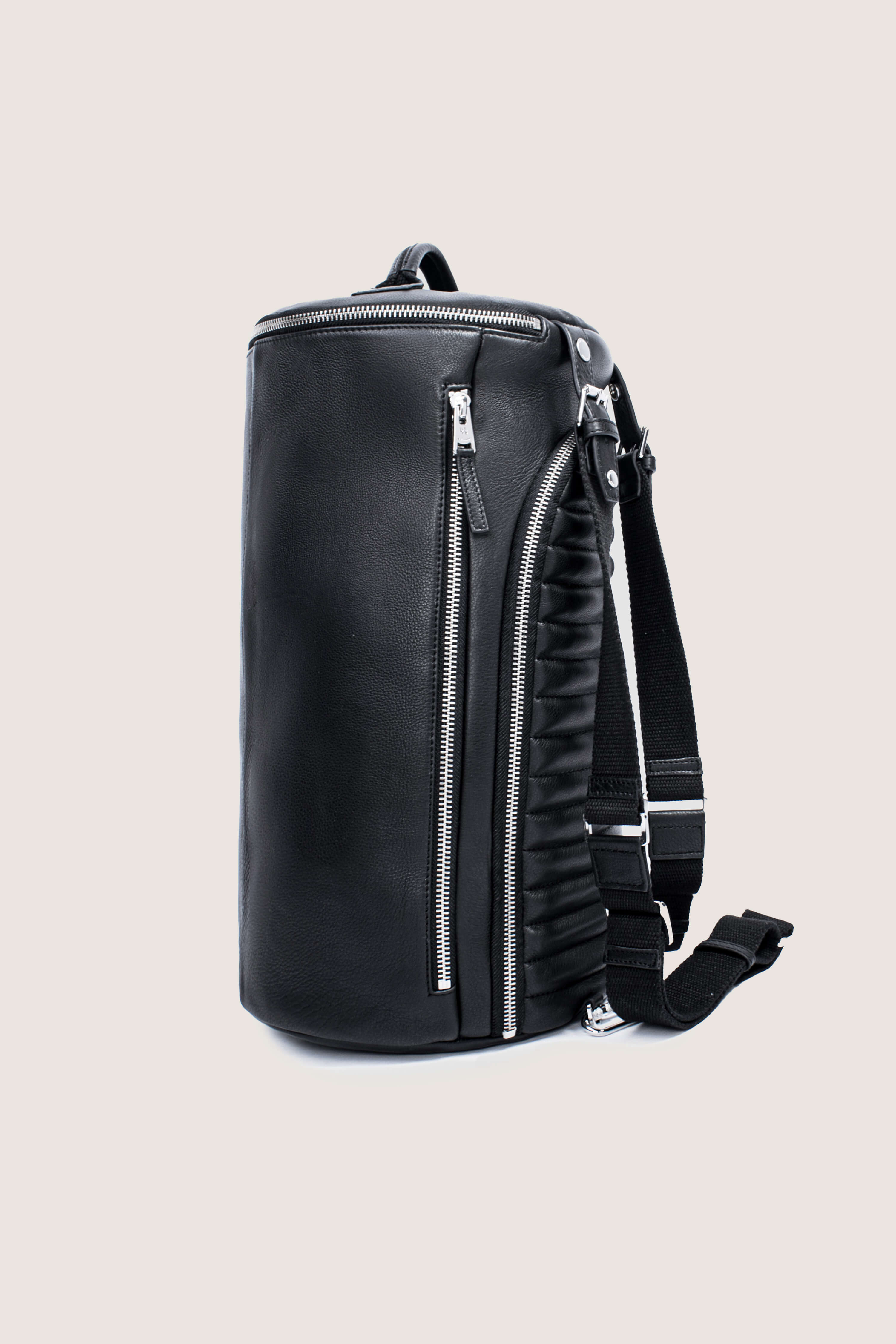 barrel backpack in leather Leather Barrel Bag 2.0 (Man) – BODA SKINS