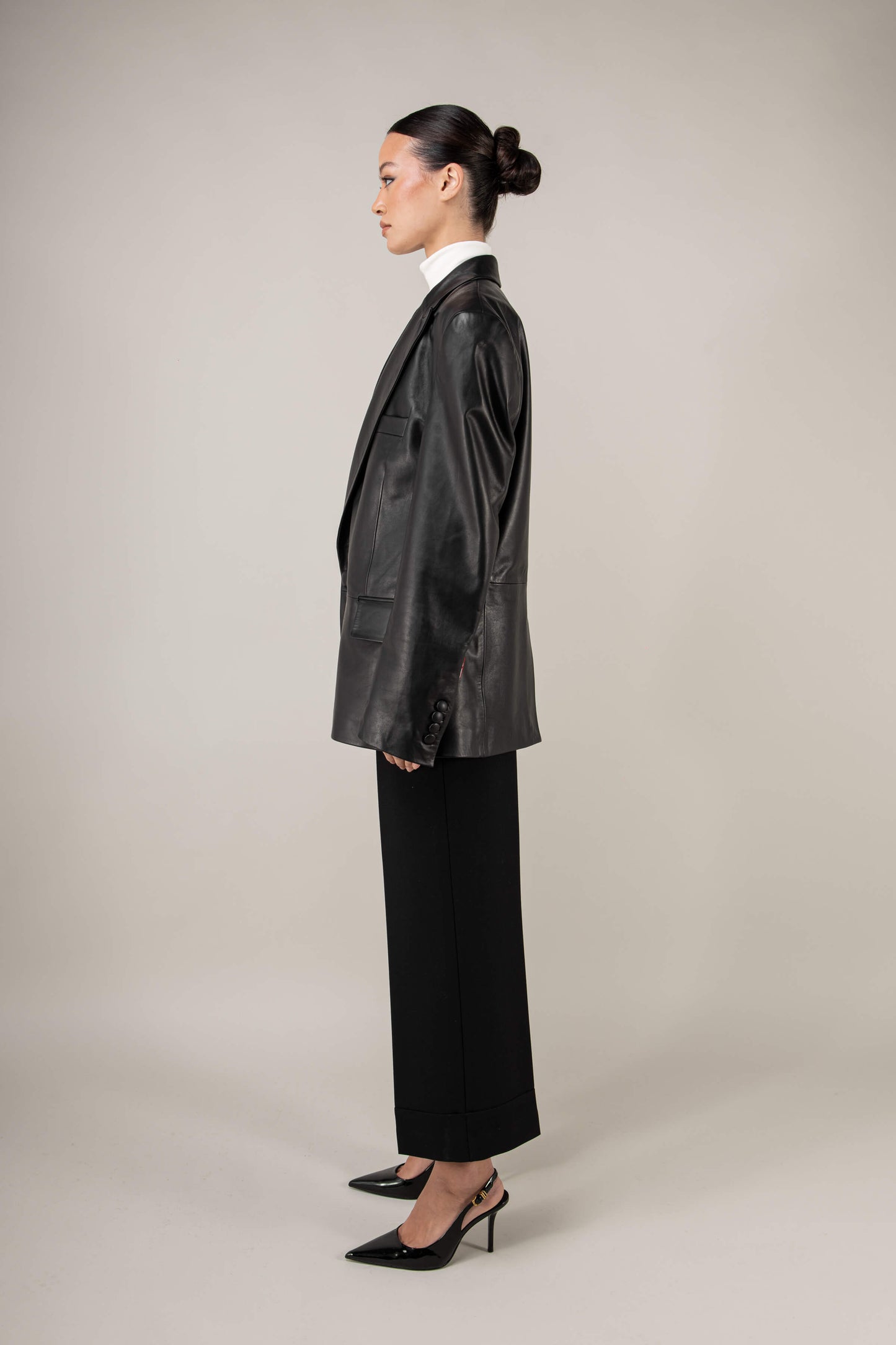 Oversized Leather Blazer (Woman)